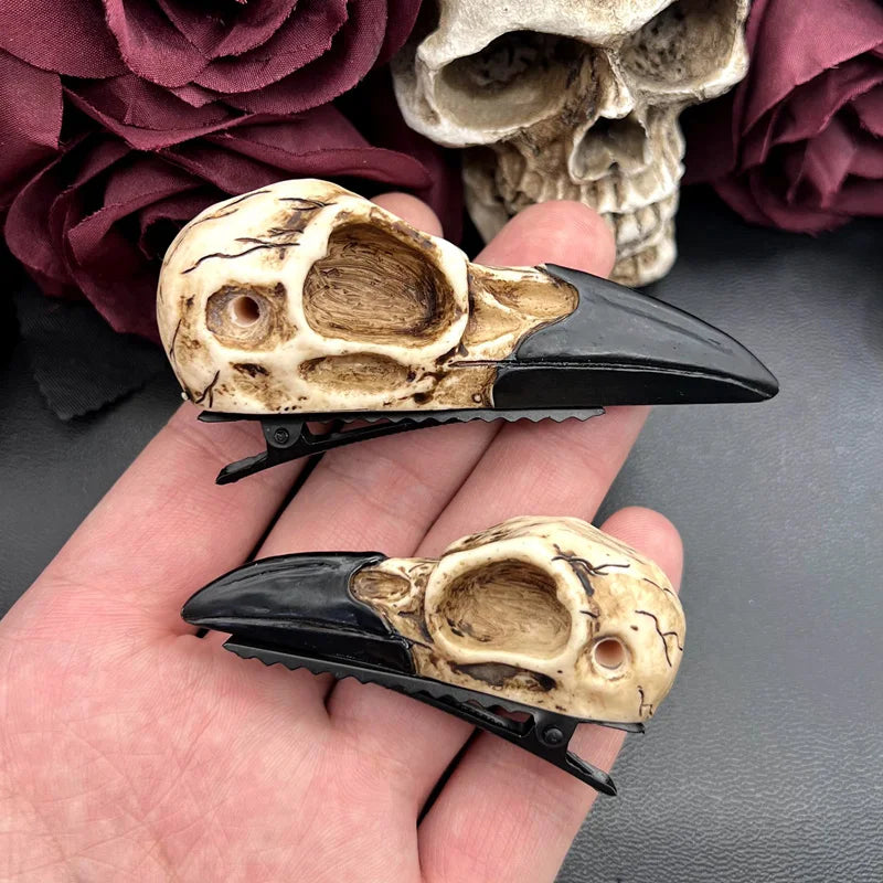 Large Raven Skull Hair Clip Barrette Gothic Headpiece -Resin Skull Hair Accessory Crow Goth Bird Skull Gothic Wedding Bride Gift