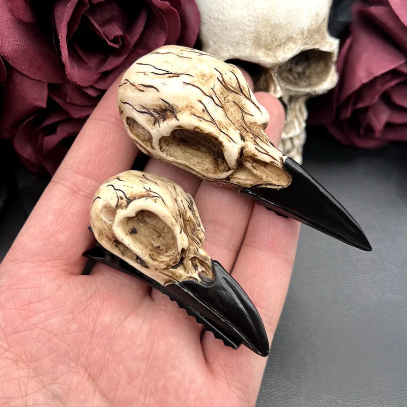 Large Raven Skull Hair Clip Barrette Gothic Headpiece -Resin Skull Hair Accessory Crow Goth Bird Skull Gothic Wedding Bride Gift