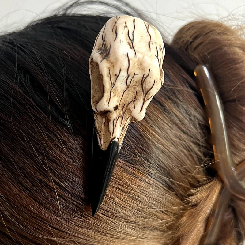Large Raven Skull Hair Clip Barrette Gothic Headpiece -Resin Skull Hair Accessory Crow Goth Bird Skull Gothic Wedding Bride Gift